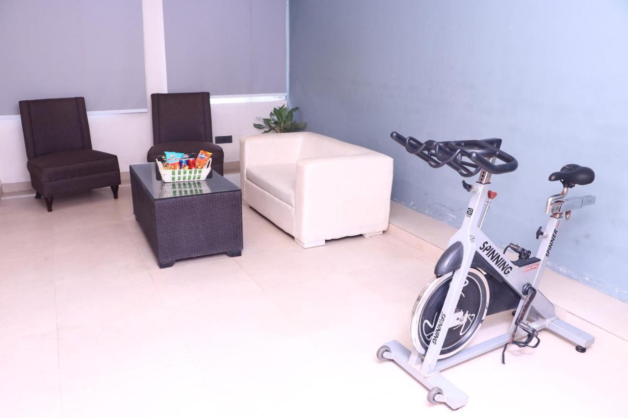 Virohaa Garden Hotel Ghaziabad Εξωτερικό φωτογραφία