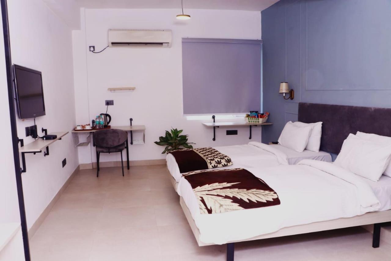 Virohaa Garden Hotel Ghaziabad Εξωτερικό φωτογραφία